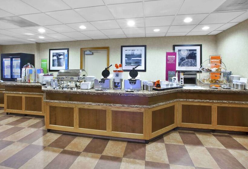 هتل Hampton Inn Toledo South/maumee