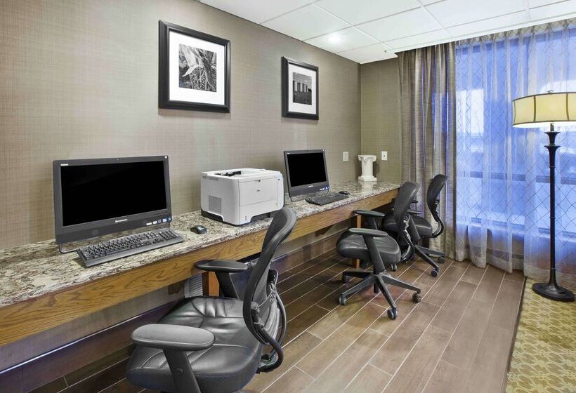 هتل Hampton Inn Toledo South/maumee