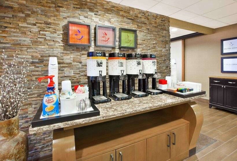 هتل Hampton Inn Toledo South/maumee