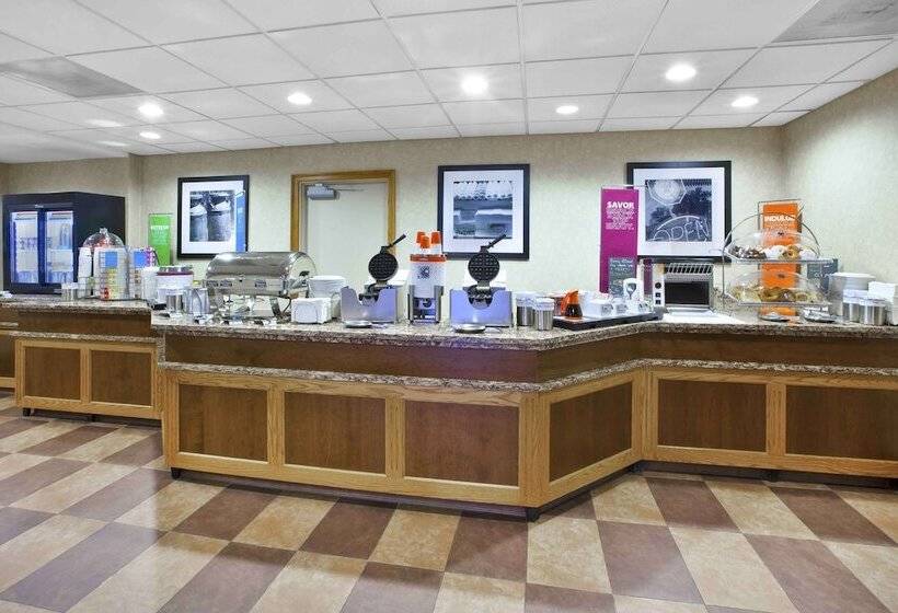 호텔 Hampton Inn Toledo South/maumee