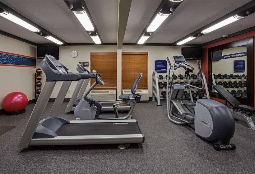 호텔 Hampton Inn Toledo South/maumee