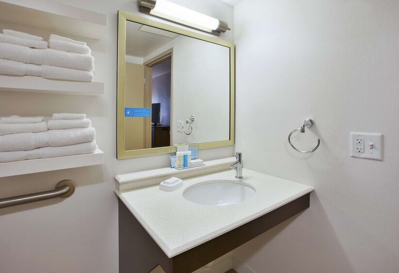 هتل Hampton Inn Toledo South/maumee