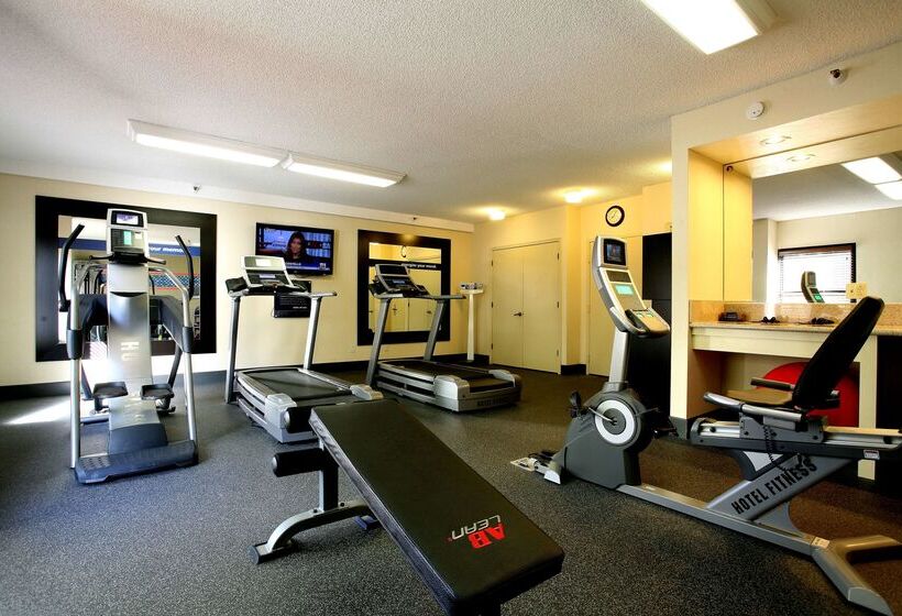 هتل Hampton Inn Tucsonairport