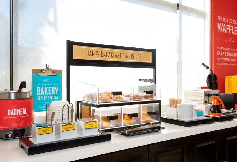 هتل Hampton Inn Tucsonairport