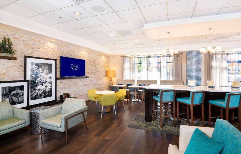 هتل Hampton Inn Tucsonairport