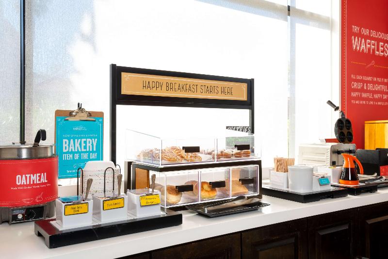 هتل Hampton Inn Tucsonairport