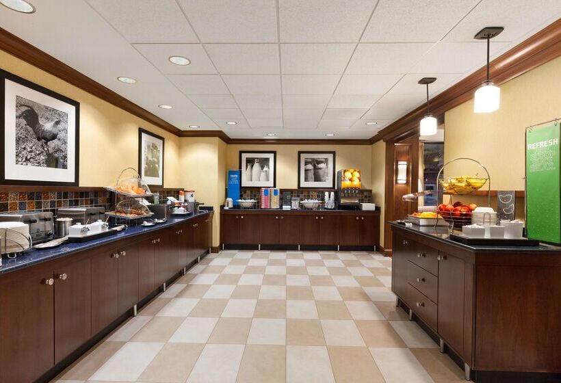 فندق Hampton Inn Warrenton