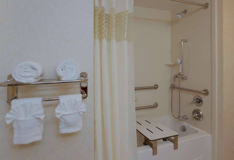 فندق Hampton Inn Warrenton