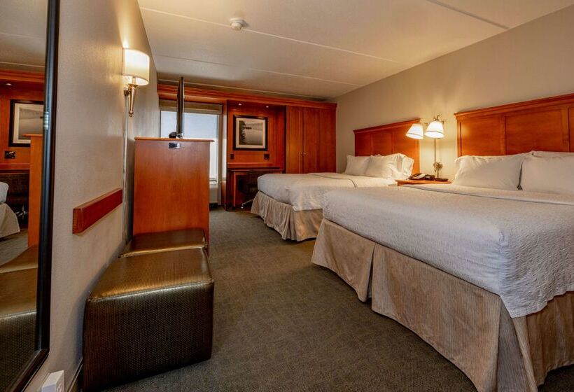 בית מלון כפרי Hampton Inn Wheeling