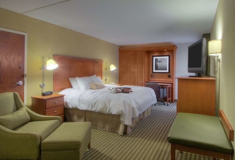 בית מלון כפרי Hampton Inn Wheeling