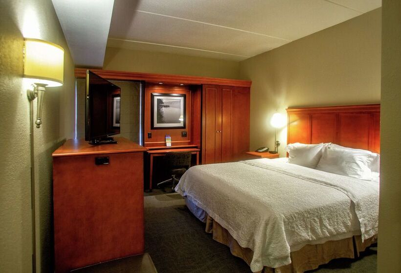 בית מלון כפרי Hampton Inn Wheeling
