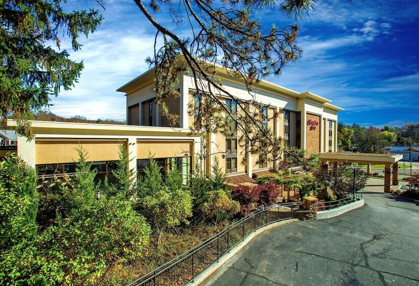 בית מלון כפרי Hampton Inn Wheeling