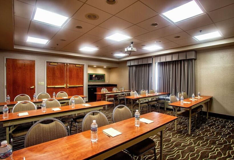 בית מלון כפרי Hampton Inn Wheeling