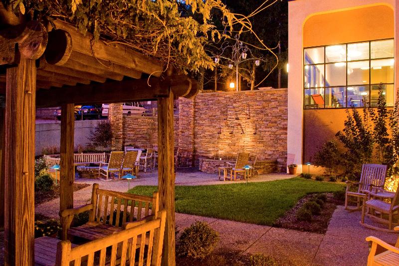 בית מלון כפרי Hampton Inn Wheeling