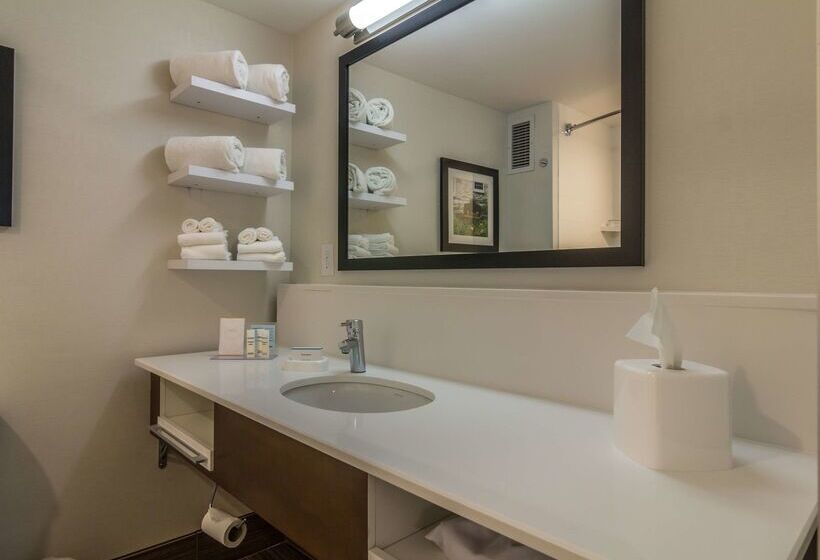 酒店 Hampton Inn Winchester University/mall Area