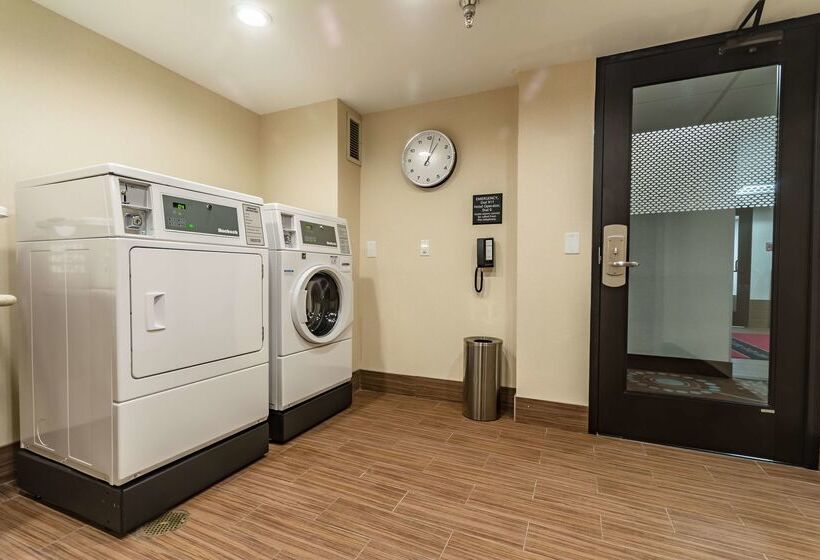 فندق Hampton Inn Winchester University/mall Area