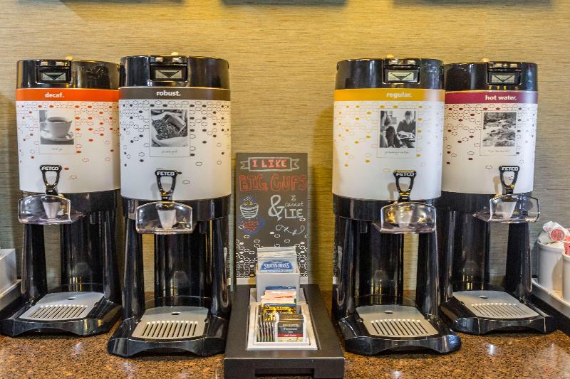 فندق Hampton Inn Winchester University/mall Area