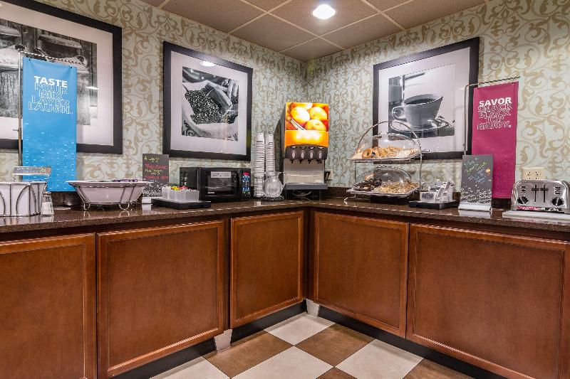 فندق Hampton Inn Winchester University/mall Area