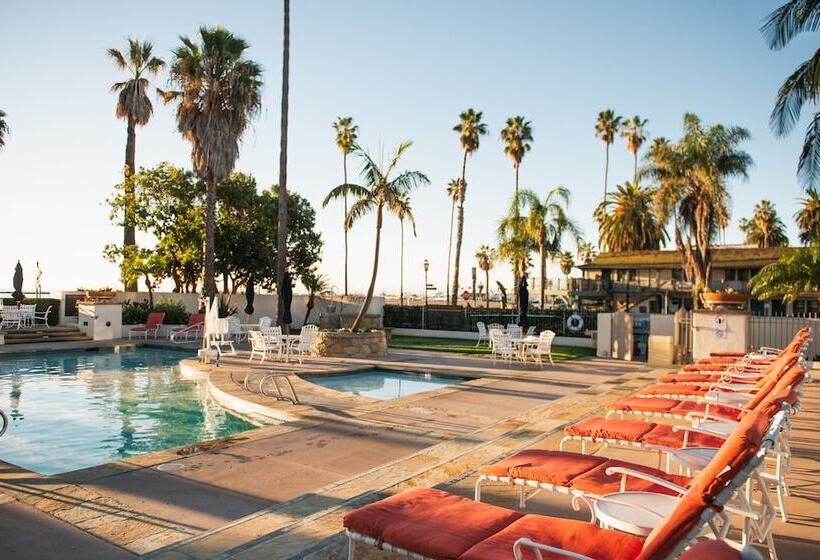 فندق Harbor View Inn