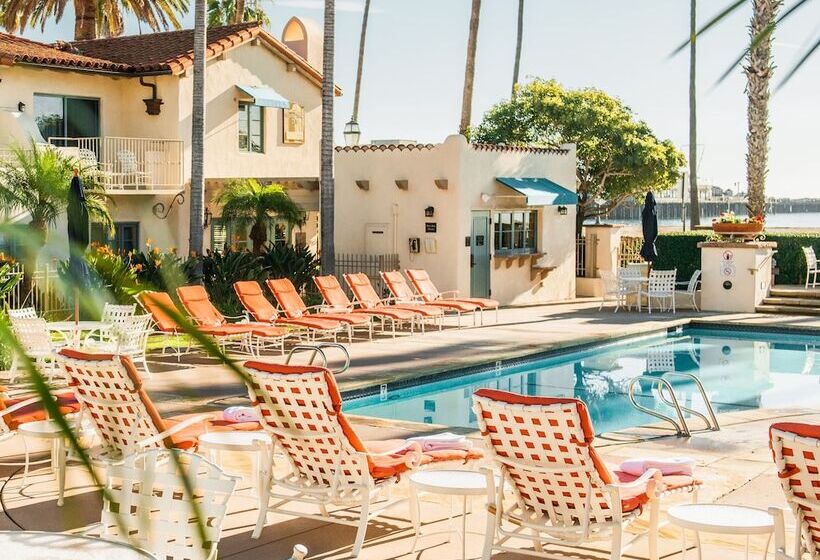 فندق Harbor View Inn