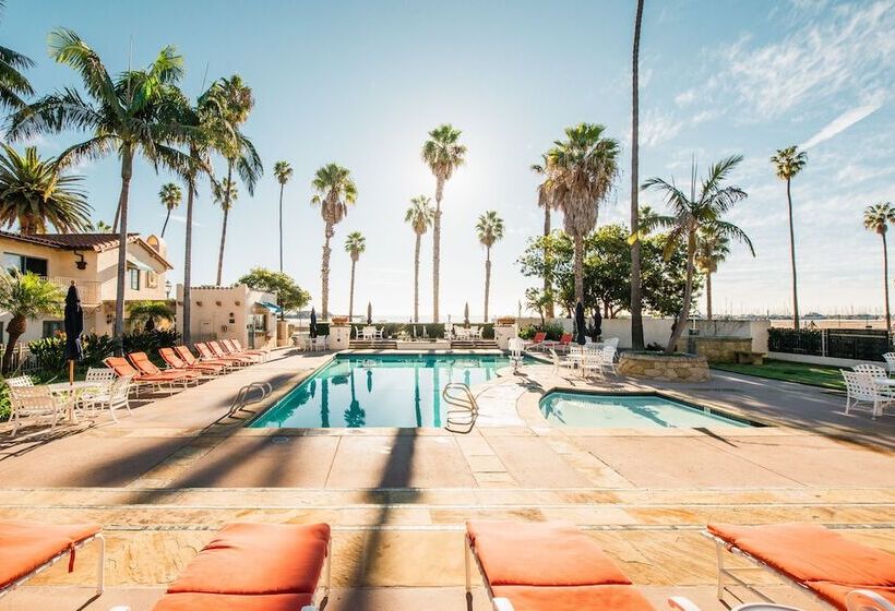 فندق Harbor View Inn