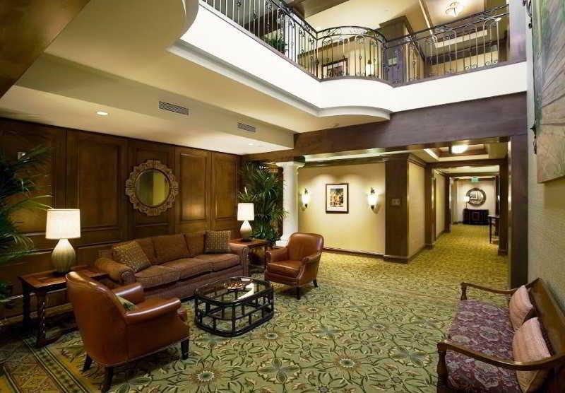 فندق Harbor View Inn