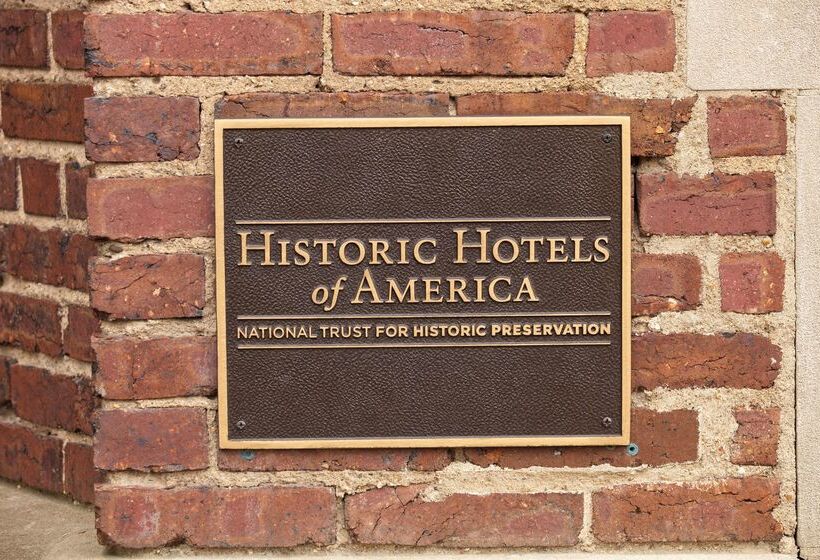 Отель Henley Park