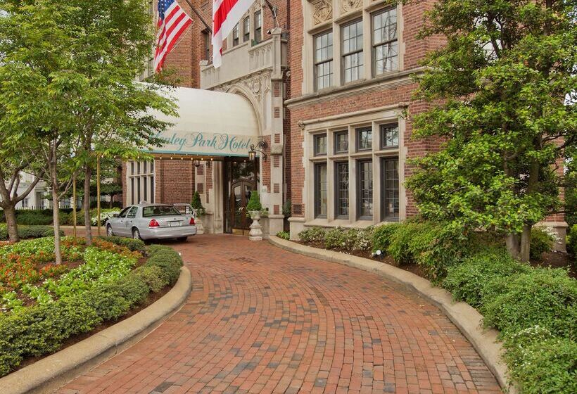 Отель Henley Park