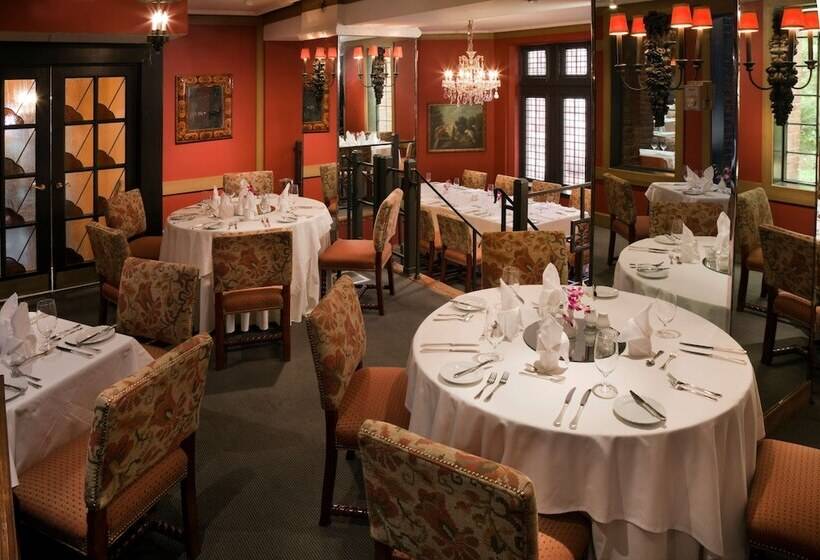 Отель Henley Park