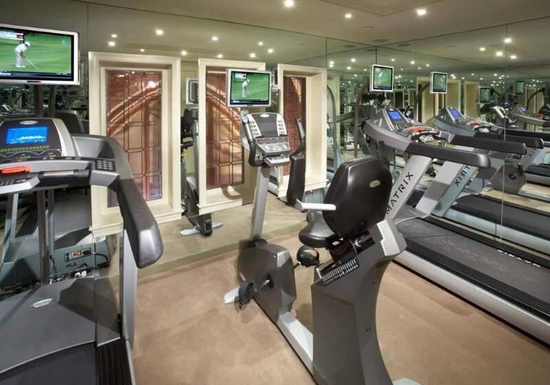 Отель Henley Park