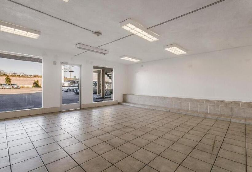 فندق Heritage Inn Express Hayward