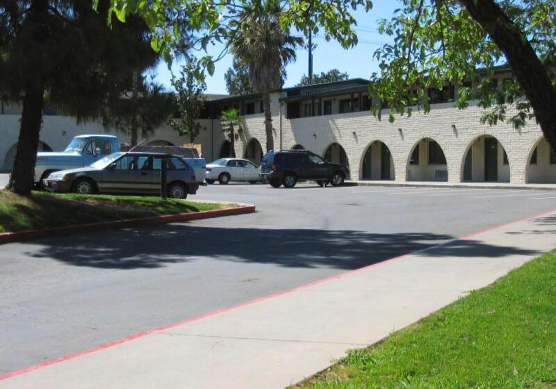 ホテル Heritage Inn Express Roseville