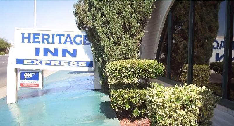 호텔 Heritage Inn Express Roseville
