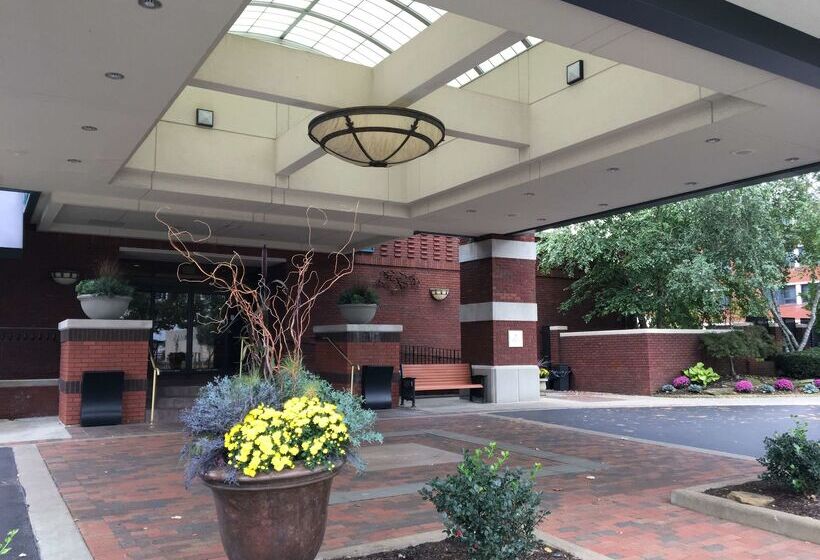 ホテル Doubletree By Hilton Akron Fairlawn