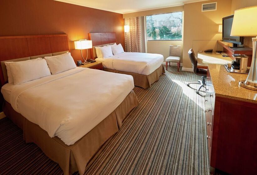 ホテル Doubletree By Hilton Akron Fairlawn