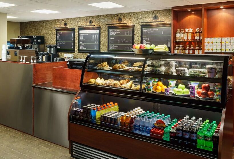 ホテル Hilton Charlotte University Place