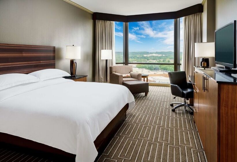 ホテル Hilton Charlotte University Place
