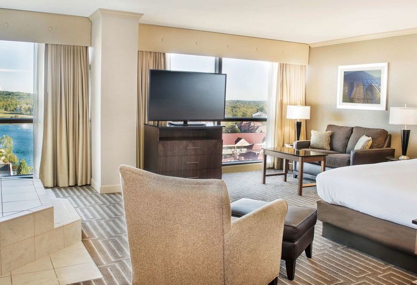 ホテル Hilton Charlotte University Place