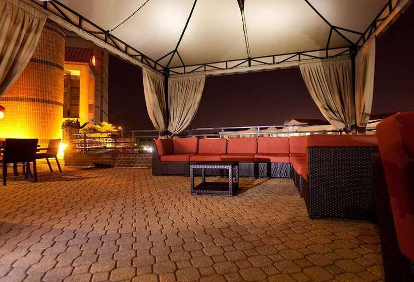 ホテル Hilton Charlotte University Place