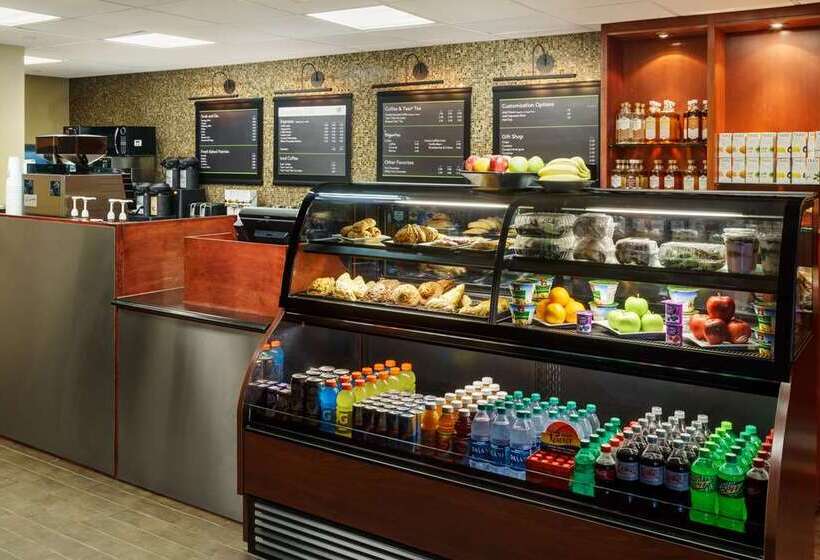 ホテル Hilton Charlotte University Place