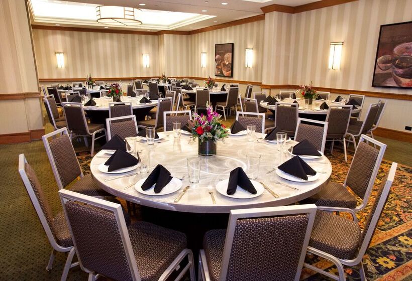 فندق Hilton Chicago/oak Brook Suites
