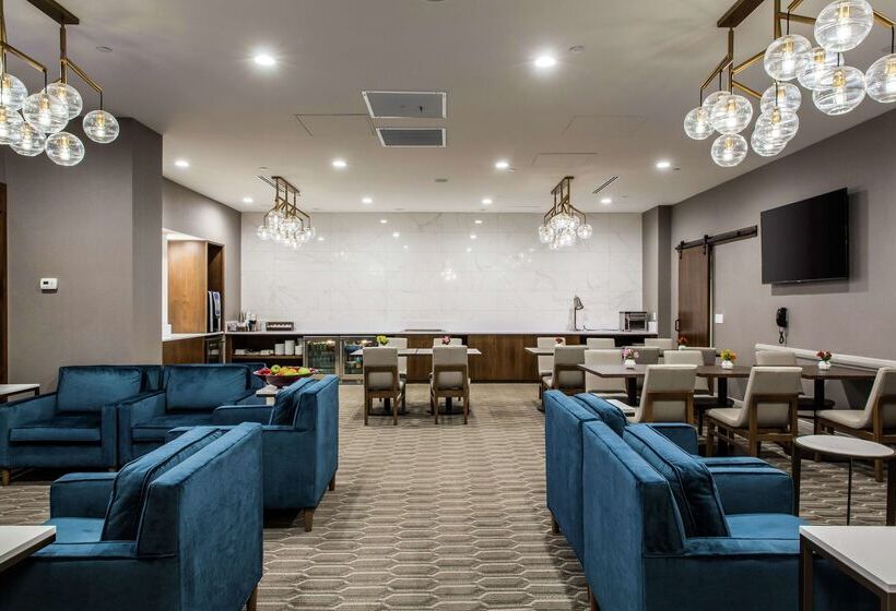 هتل Hilton Chicago/oak Lawn