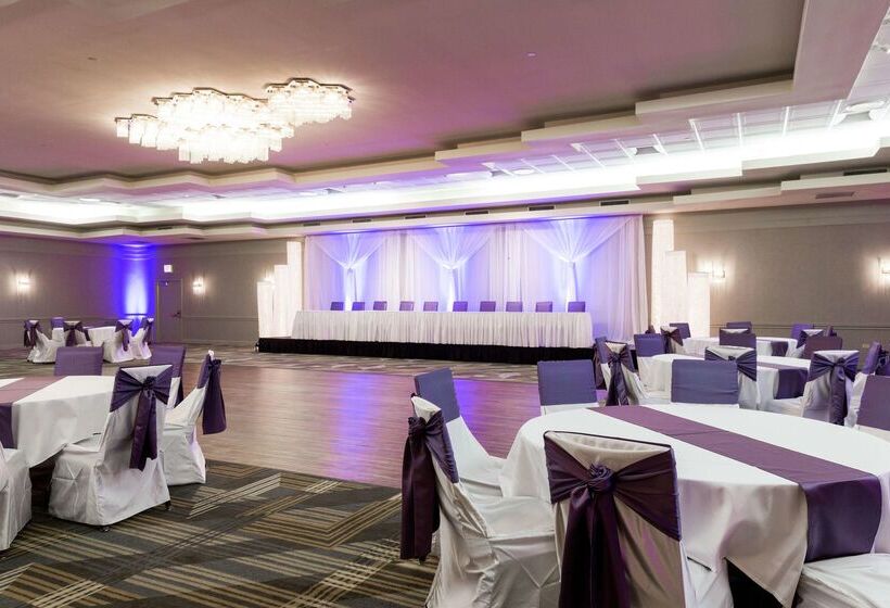 هتل Hilton Chicago/oak Lawn