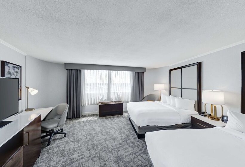 هتل Hilton Chicago/oak Lawn