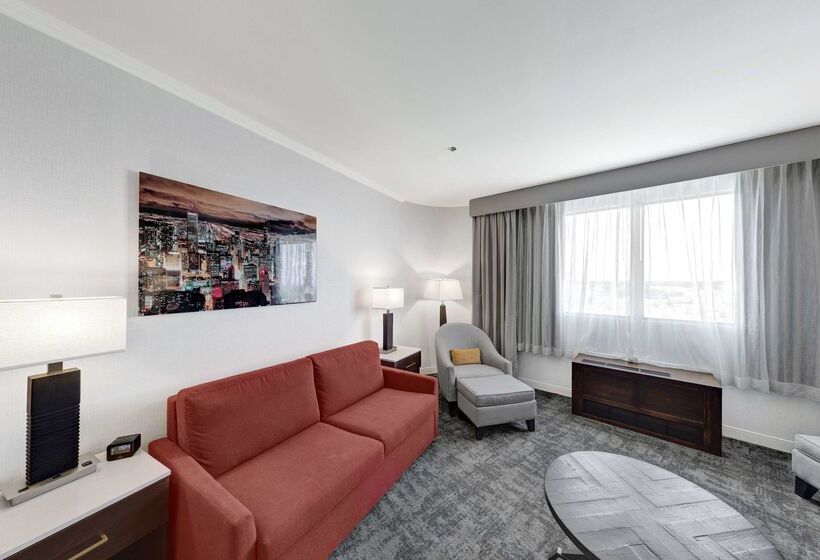 هتل Hilton Chicago/oak Lawn