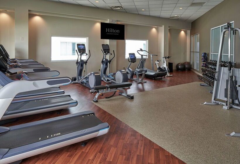 فندق Hilton Cincinnati Airport