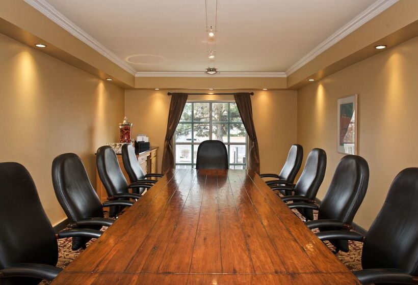 Отель Hilton Santa Fe Historic Plaza