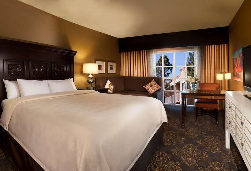 Отель Hilton Santa Fe Historic Plaza