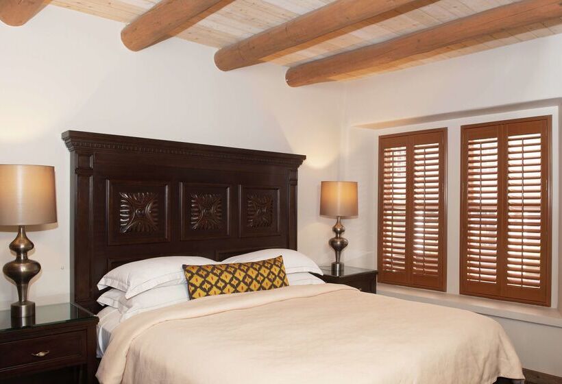 Отель Hilton Santa Fe Historic Plaza