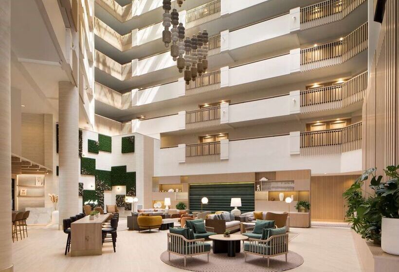 Hilton Santa Monica Hotel & Suites